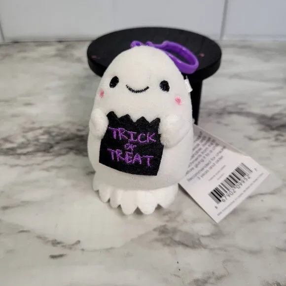 Animal Adventure: Ghost Backpack Clip - Picture 2 of 7